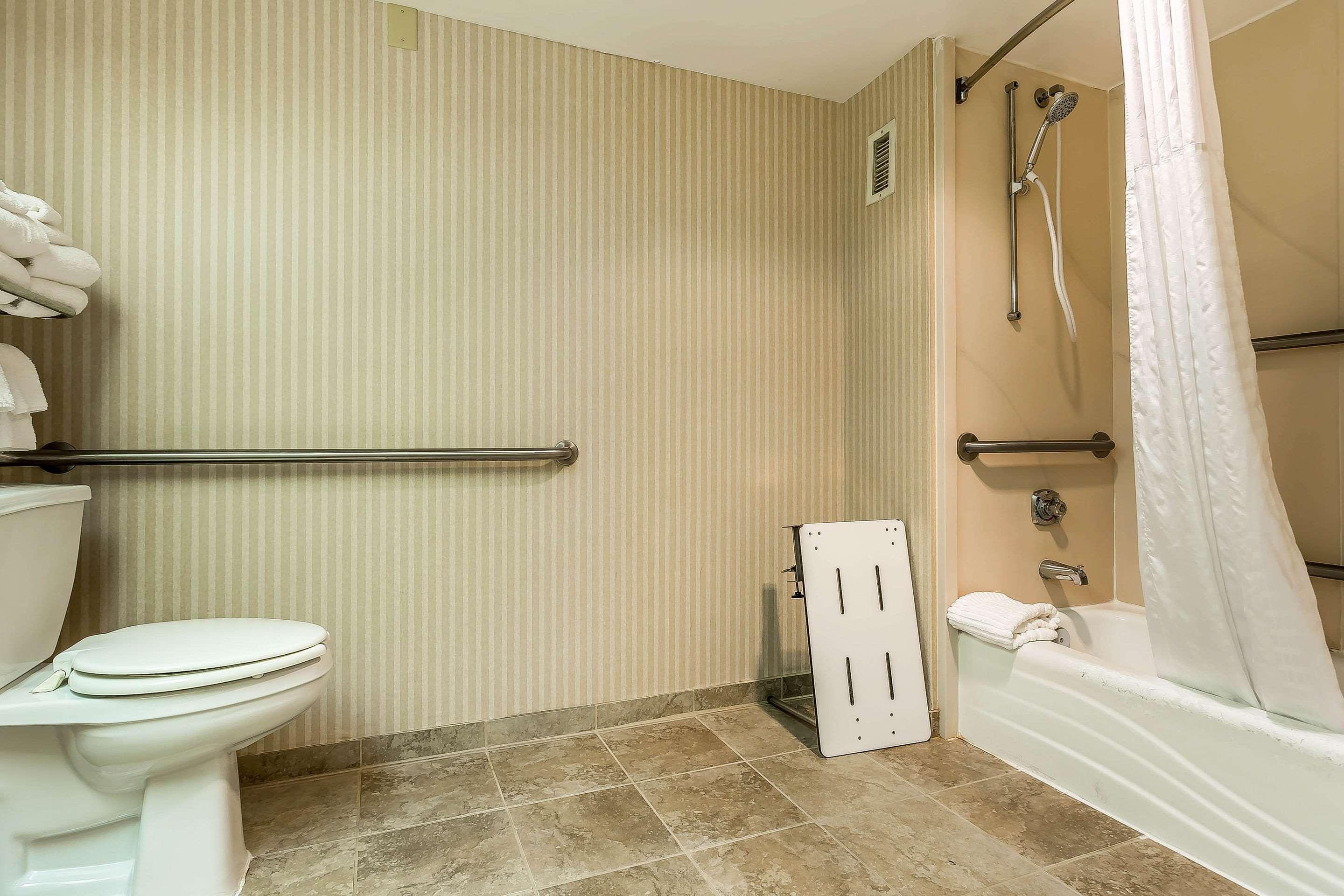 Quality Inn Summerville-Charleston Buitenkant foto
